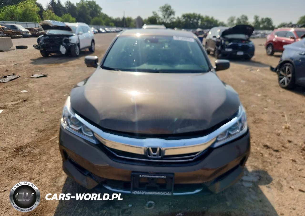 2017 Honda Accord Hybrid VIN:JHMCR6F35HC007218 - 5