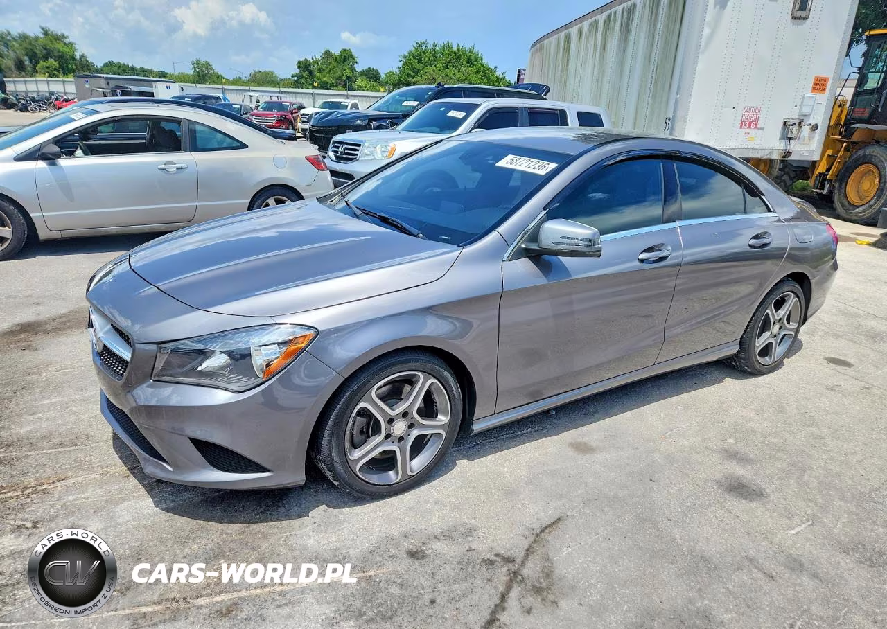 2014 Mercedes-Benz Cla 250 4Matic – zdjęcie 1 z 12
