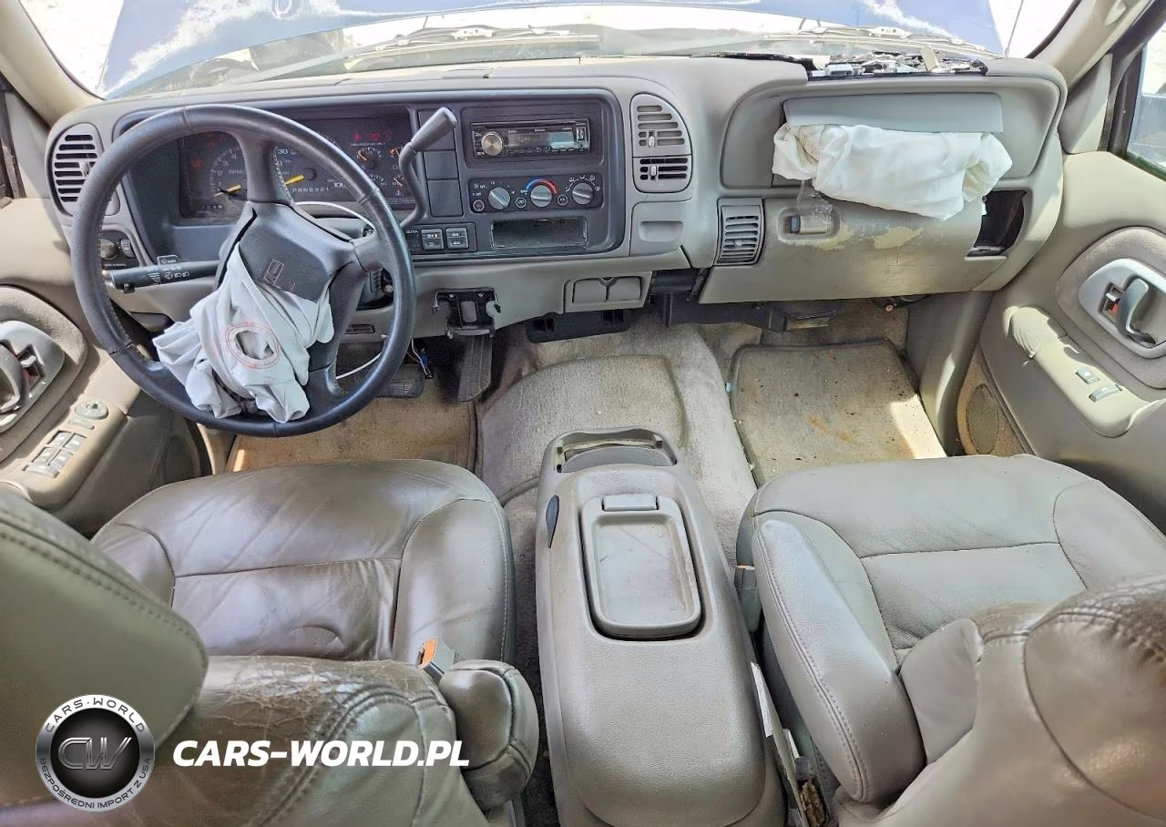 1999 GMC Suburban K1500 VIN:1GKFK16R4XJ802673 - 8