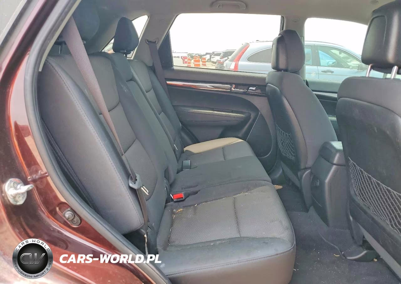 2013 Kia Sorento Lx VIN:5XYKT3A10DG376951 - 11