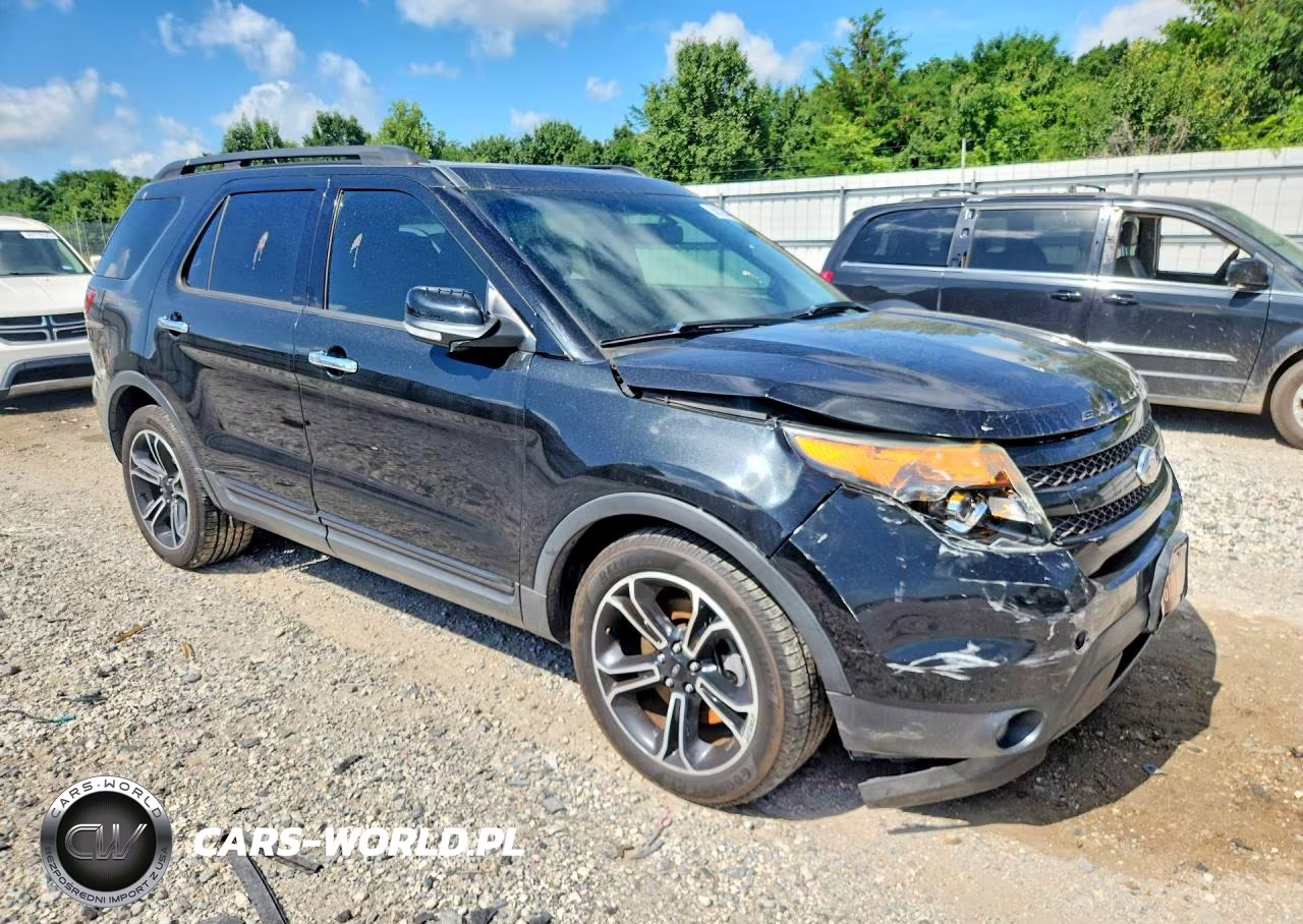 2014 Ford Explorer Sport VIN:1FM5K8GT2EGC22175 - 4