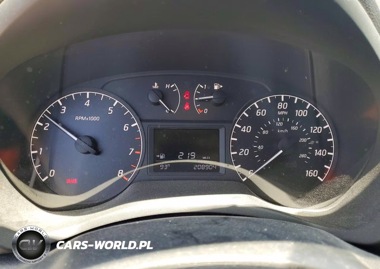 2015 Nissan Sentra S VIN:3N1AB7AP7FY286577 - 9