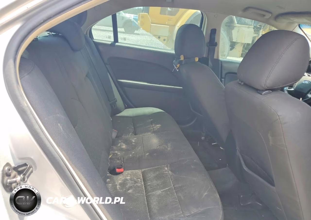 2012 Ford Fusion Se VIN:3FAHP0HG1CR251734 - 10
