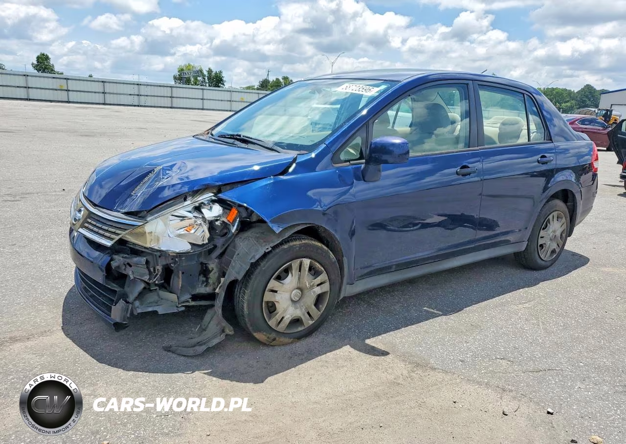 2009 Nissan Versa 1.8 S