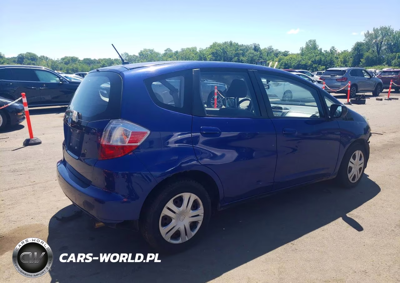 2010 Honda Fit VIN:JHMGE8H24AS013312 - 3