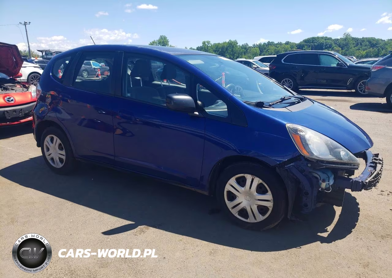2010 Honda Fit VIN:JHMGE8H24AS013312 - 4