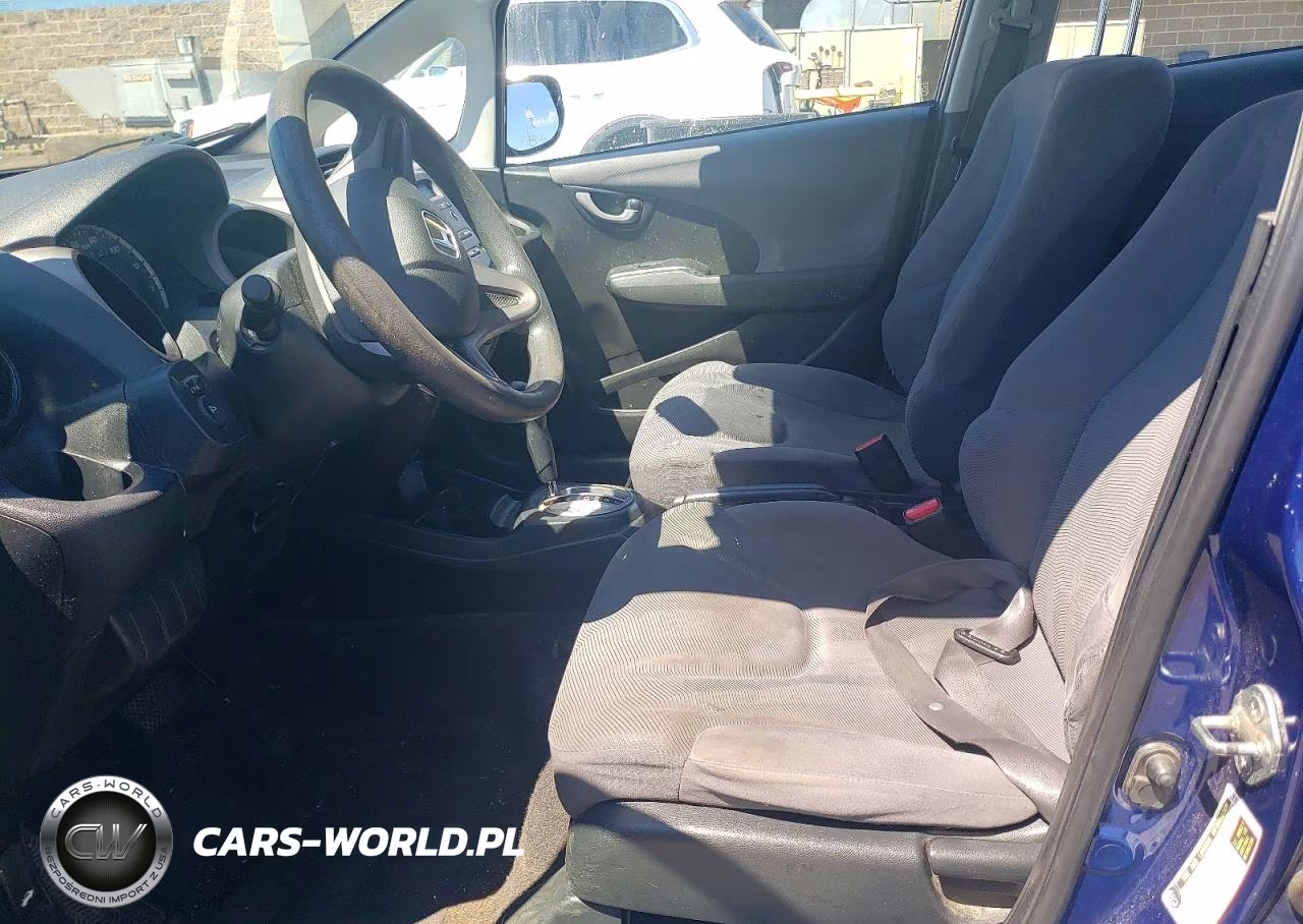 2010 Honda Fit VIN:JHMGE8H24AS013312 - 7