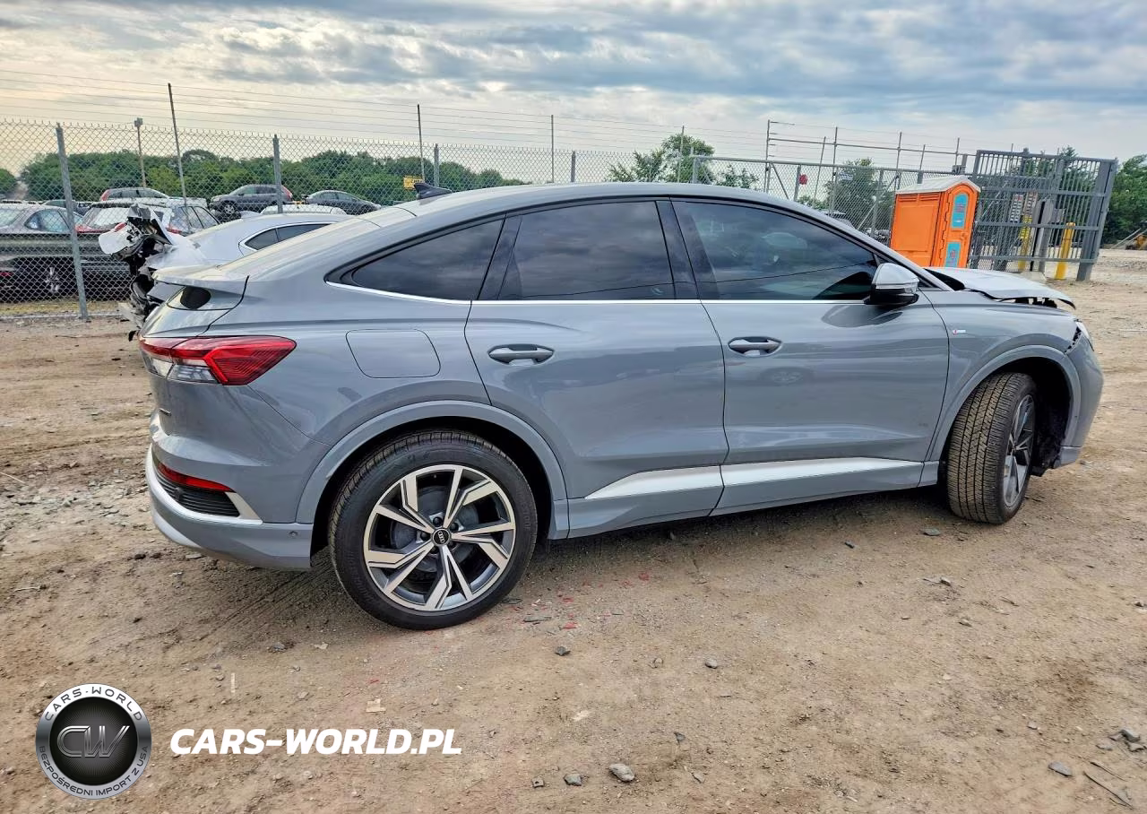 2023 Audi Q4 E-Tron Sportback Prestige VIN:WA142BFZ8PP025379 - 3
