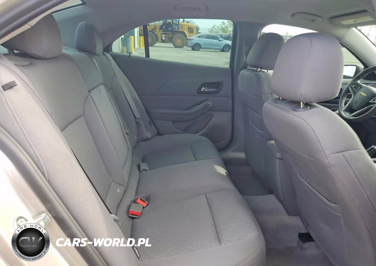 2015 Chevrolet Malibu Ls VIN:1G11B5SLXFF200871 - 10