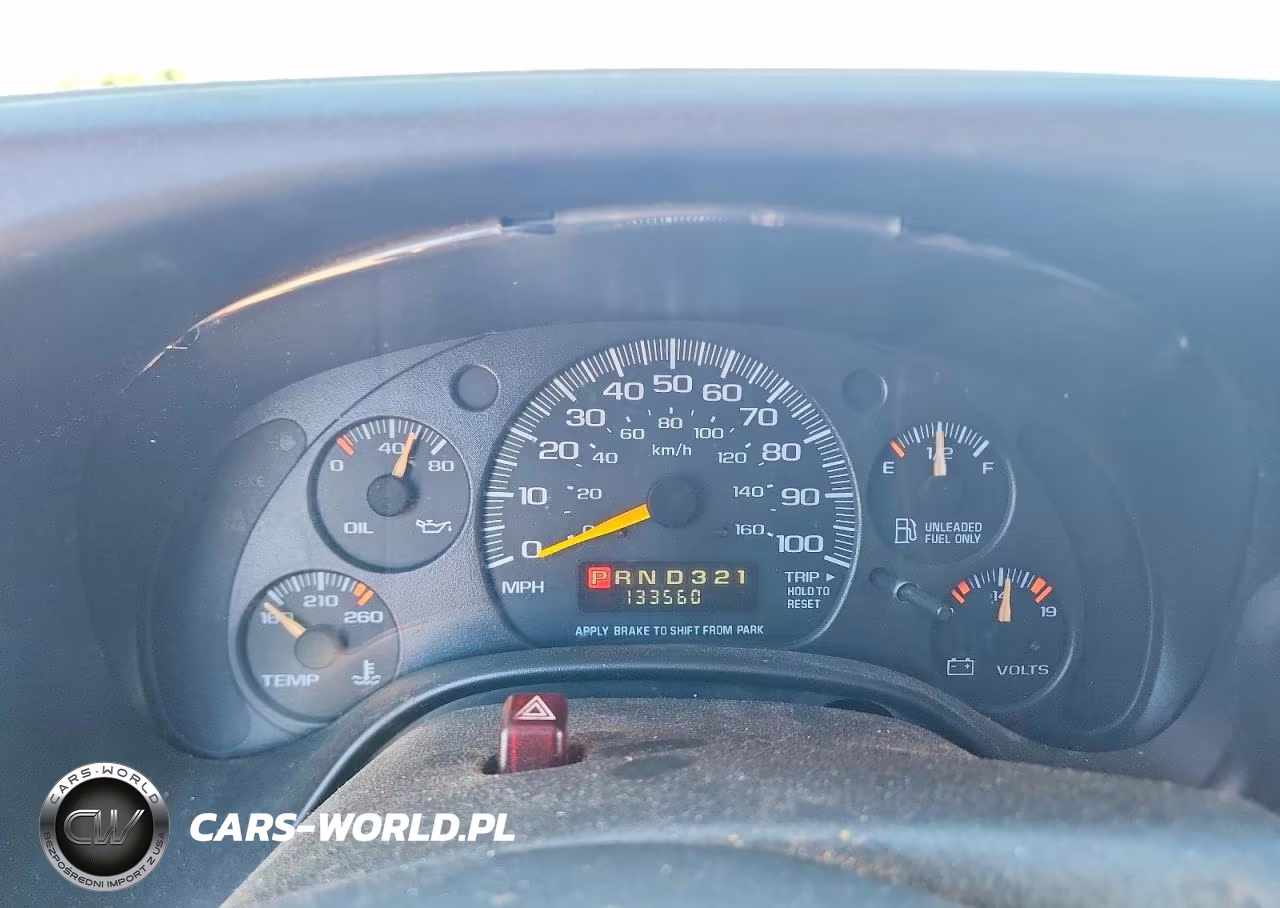 2001 Chevrolet Express G3500 VIN:1GCHG35R711102205 - 9