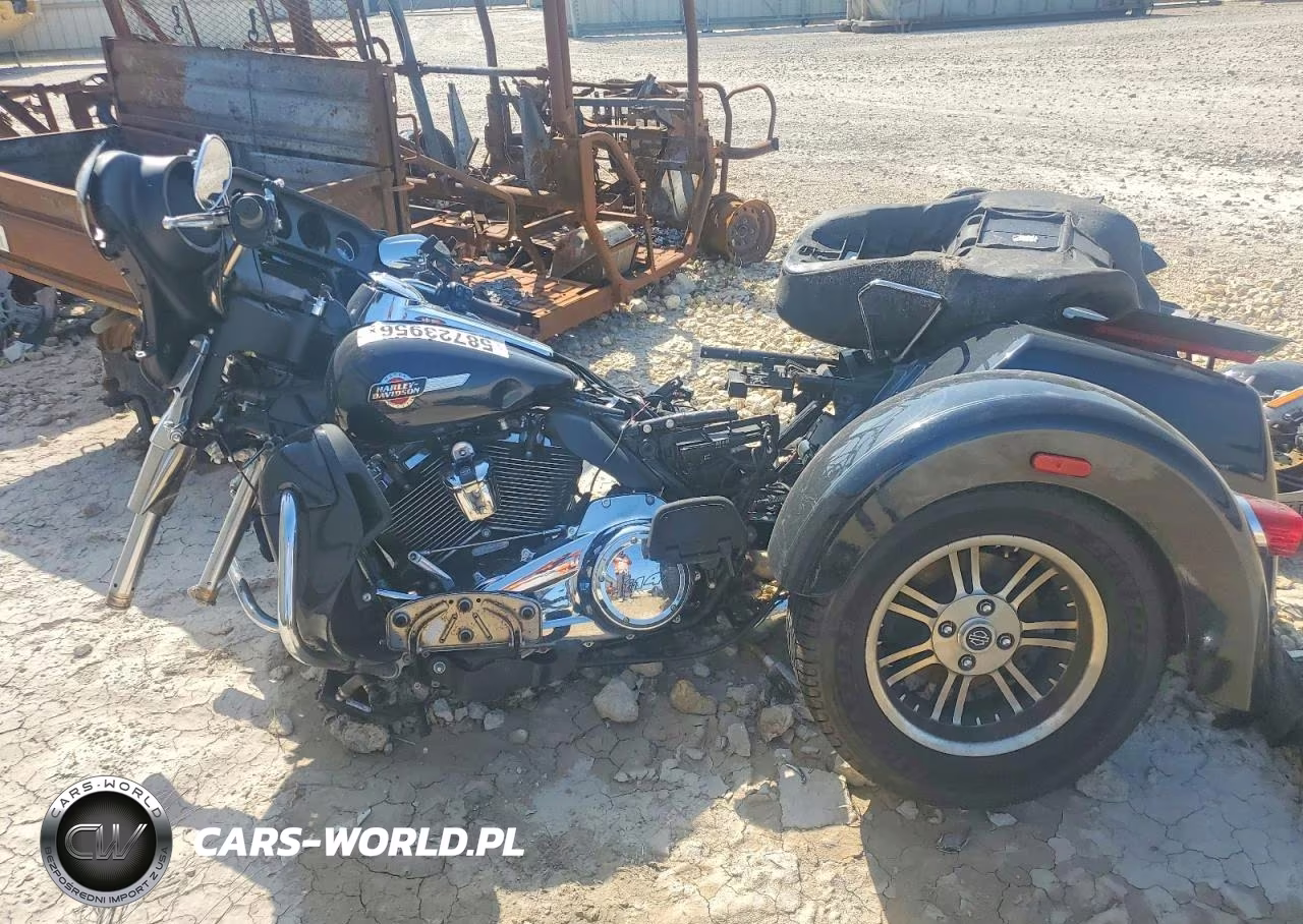 2024 Harley-Davidson Flhtcutg VIN:1HD1MAF13RB861607 - 3