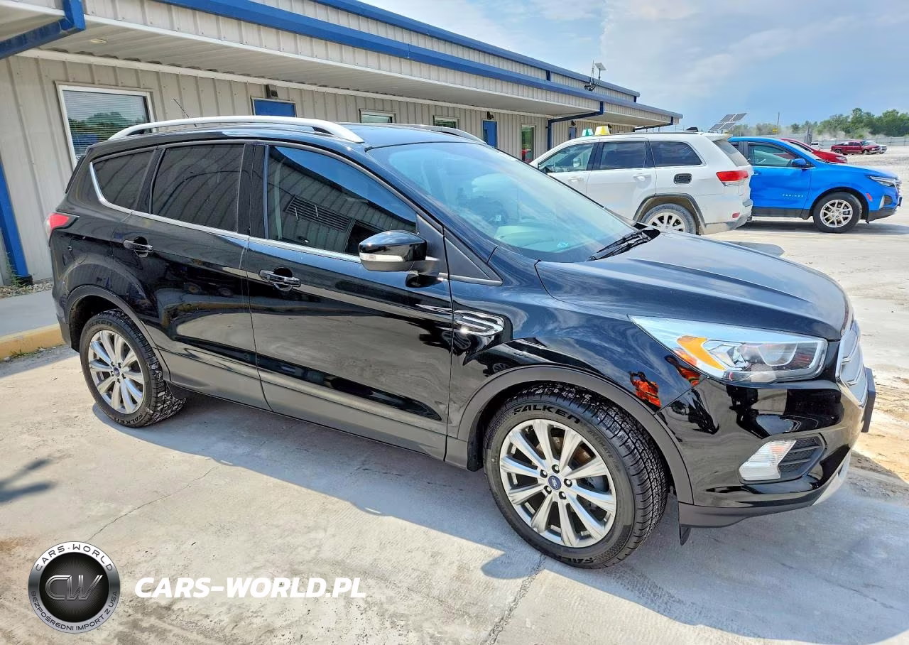 2017 Ford Escape Titanium VIN:1FMCU0JD8HUB52644 - 4