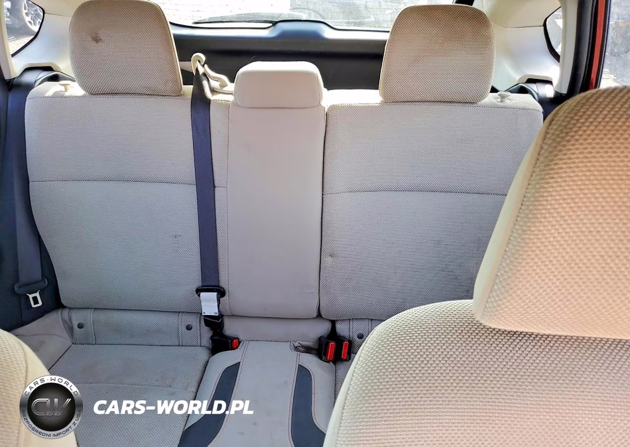 2016 Subaru Crosstrek Premium VIN:JF2GPADC0G8254292 - 10