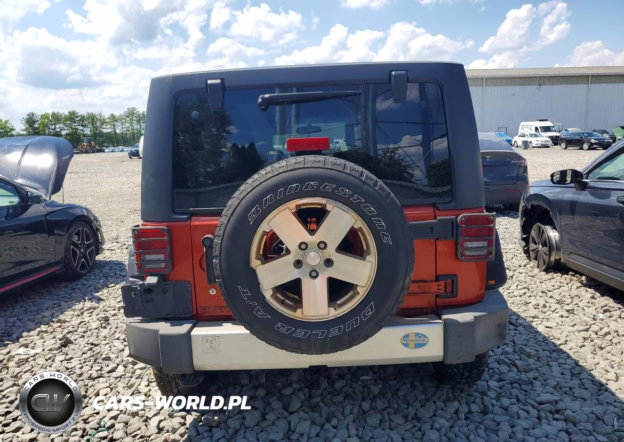 2009 Jeep Wrangler Unlimited Sahara VIN:1J8GA59149L711158 - 6