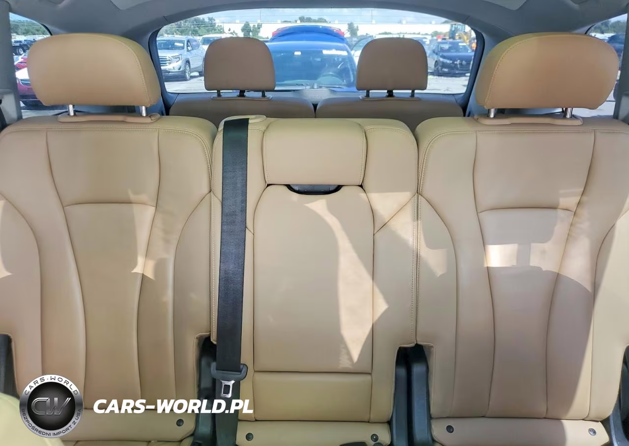 2021 Audi Q7 Premium Plus VIN:WA1LXAF75MD017081 - 10