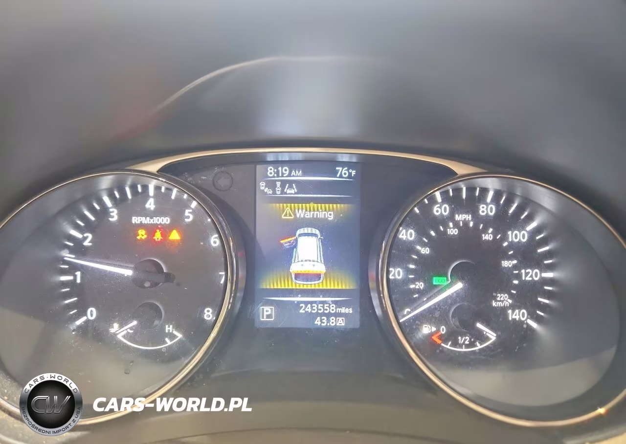 2015 Nissan Rogue VIN:5N1AT2MV3FC828043 - 9