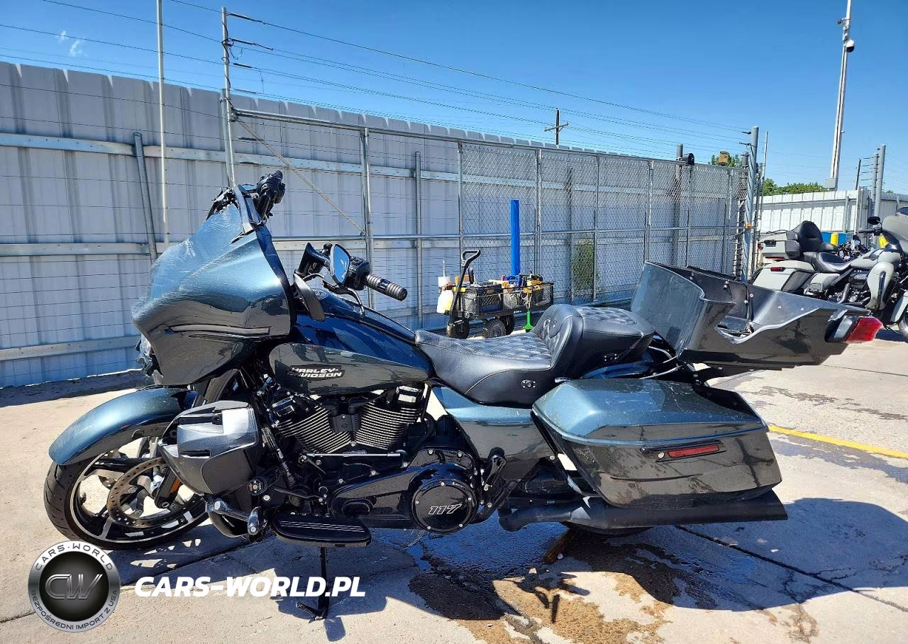2025 Harley-Davidson Flhx VIN:1HD1KB716SB647078 - 3