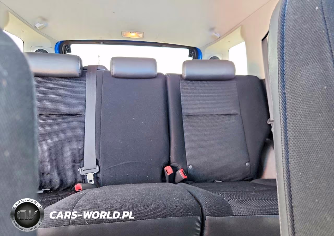 2007 Toyota Fj Cruiser Base VIN:JTEBU11F370042108 - 10