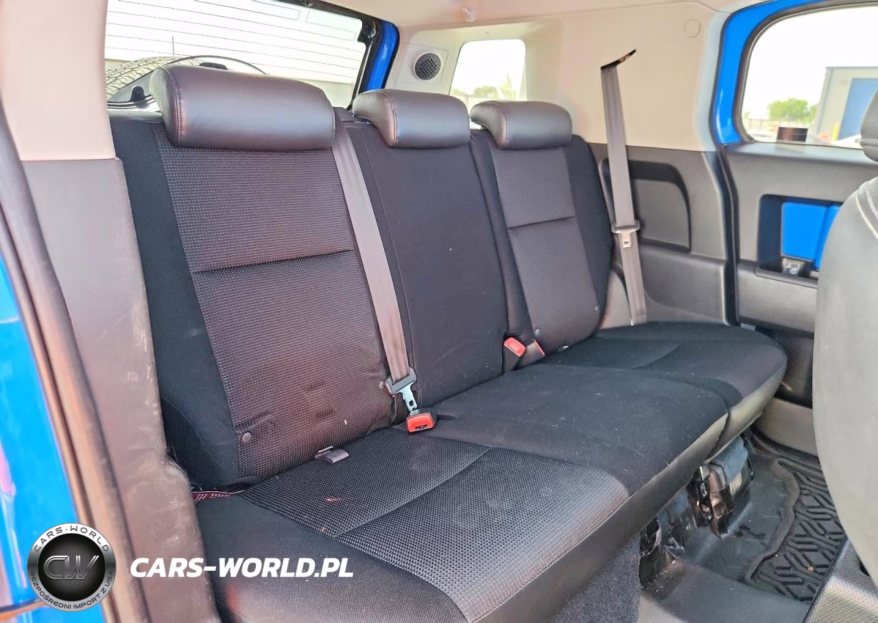 2007 Toyota Fj Cruiser Base VIN:JTEBU11F370042108 - 11