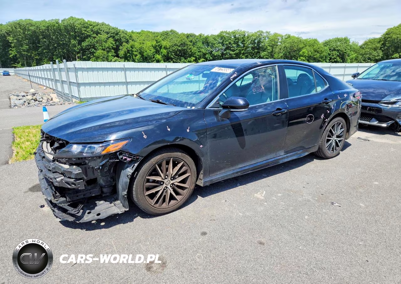 2022 Toyota Camry Se – zdjęcie 1 z 12