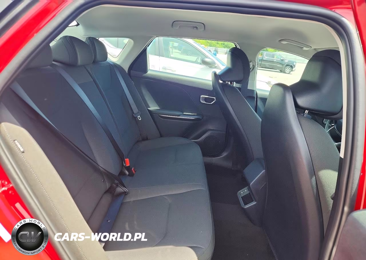 2026 Kia K4 Lxs VIN:3KPFT4DE4TE346966 - 10