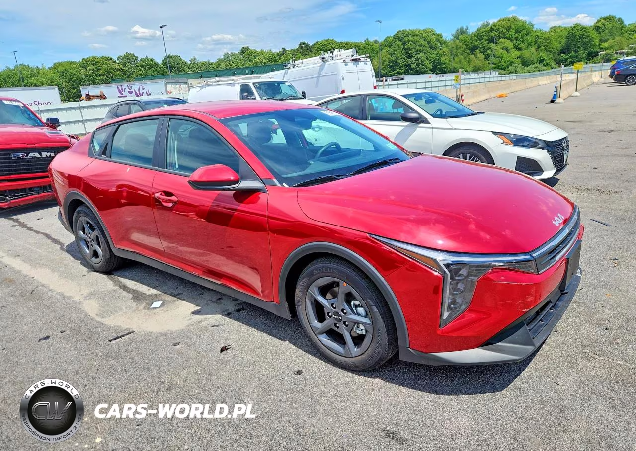 2026 Kia K4 Lxs VIN:3KPFT4DE4TE346966 - 4