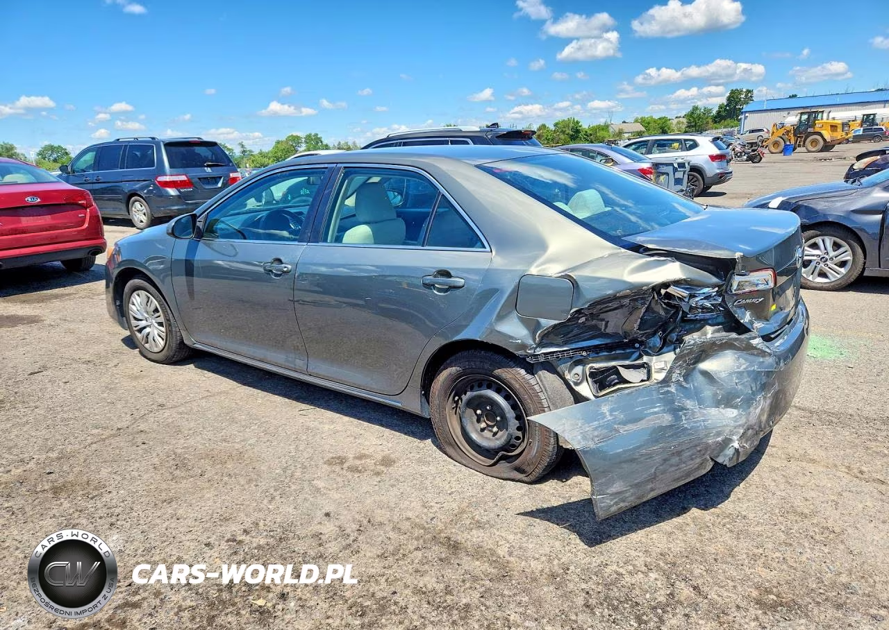 2014 Toyota Camry Le VIN:4T4BF1FK9ER345390 - 2