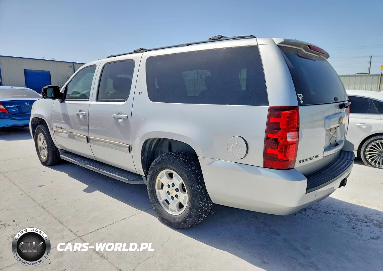 2011 Chevrolet Suburban C1500 Lt VIN:1GNSCJE0XBR178132 - 2