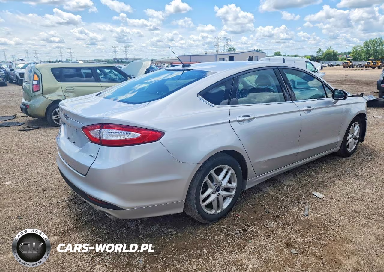 2016 Ford Fusion Se VIN:3FA6P0H75GR334130 - 3