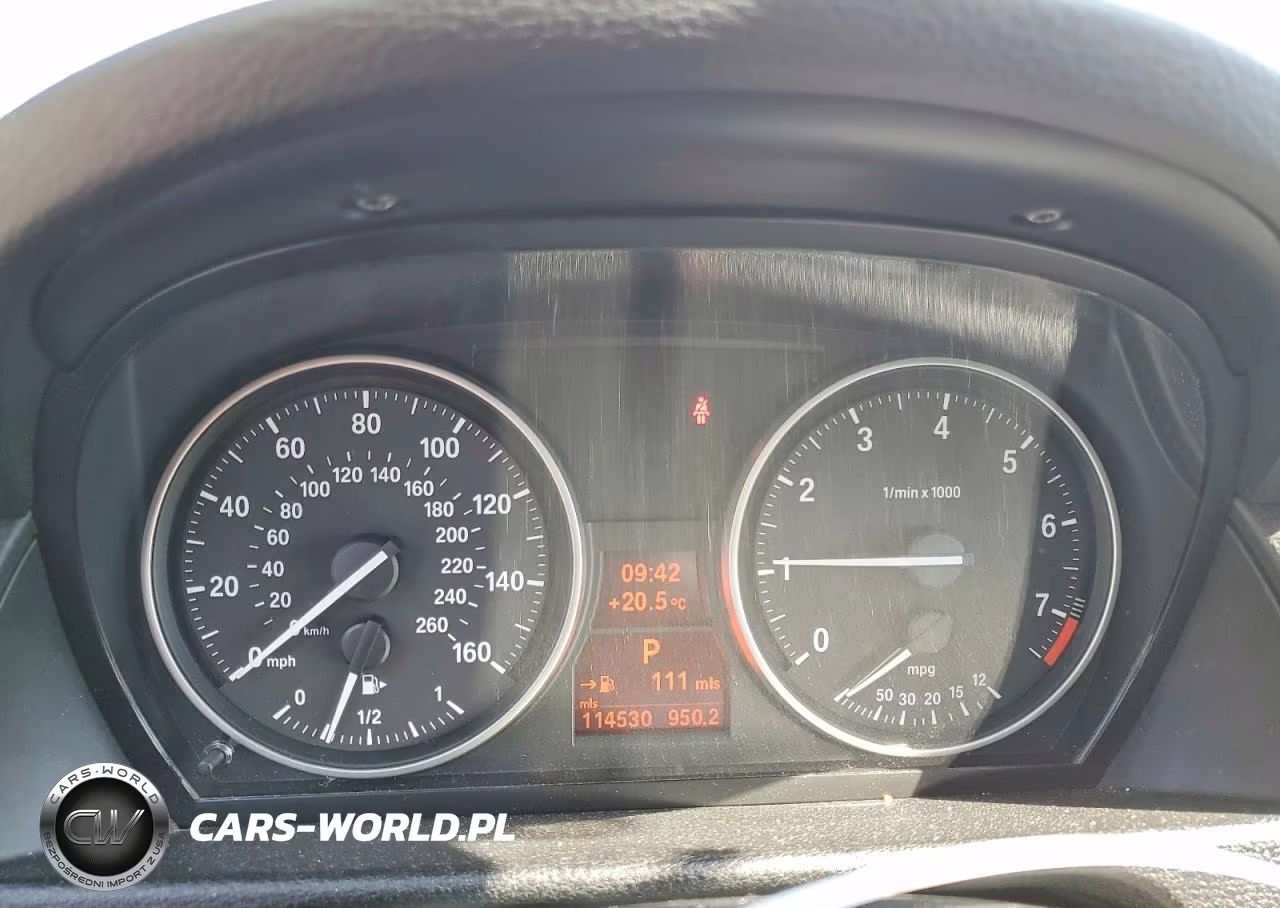 2014 BMW X1 xDrive28I VIN:WBAVL1C54EVY23810 - 9