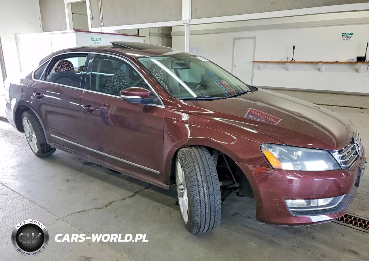2013 Volkswagen Passat Sel VIN:1VWCN7A36DC015006 - 4