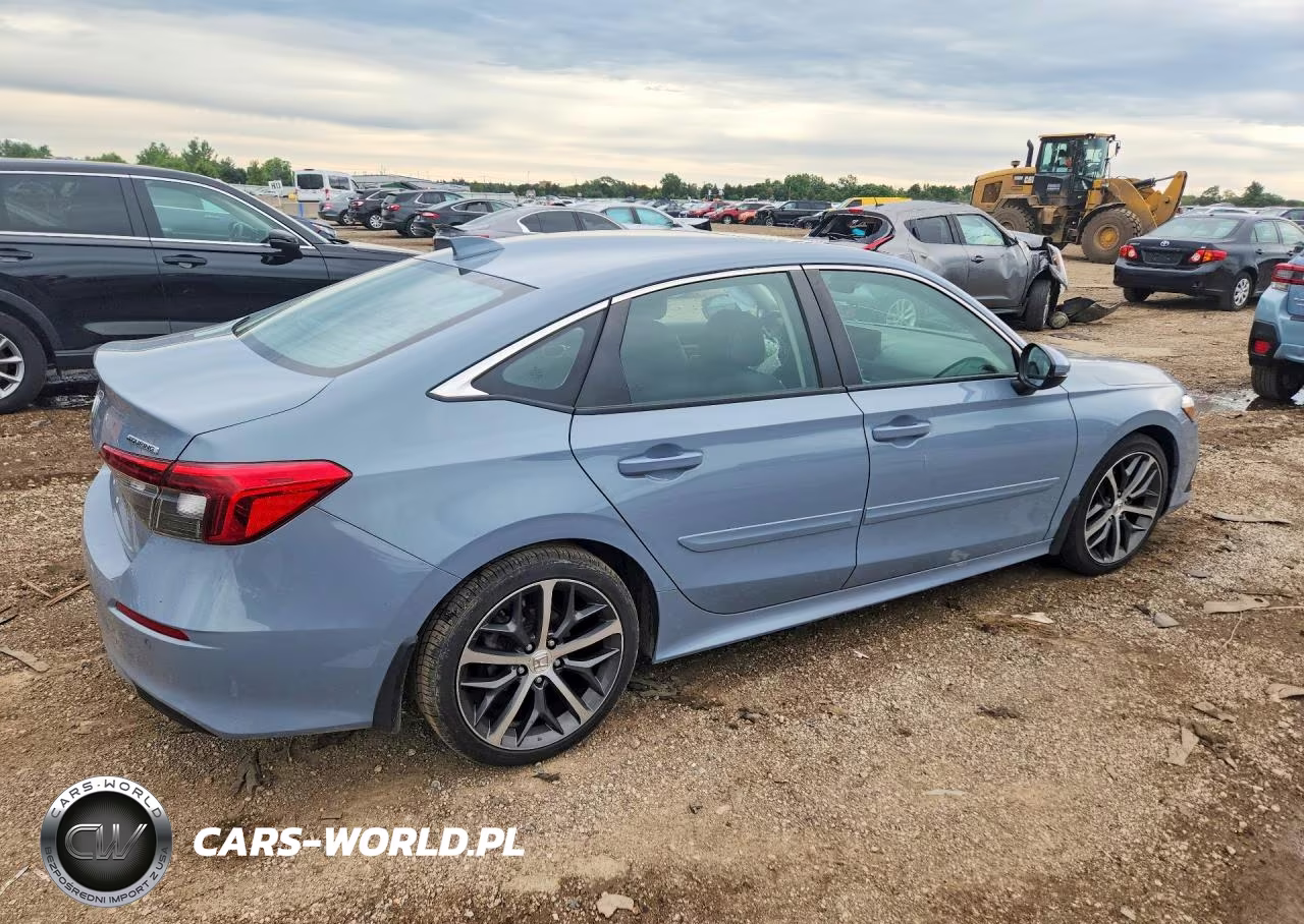 2023 Honda Civic Touring VIN:2HGFE1F91PH313752 - 3