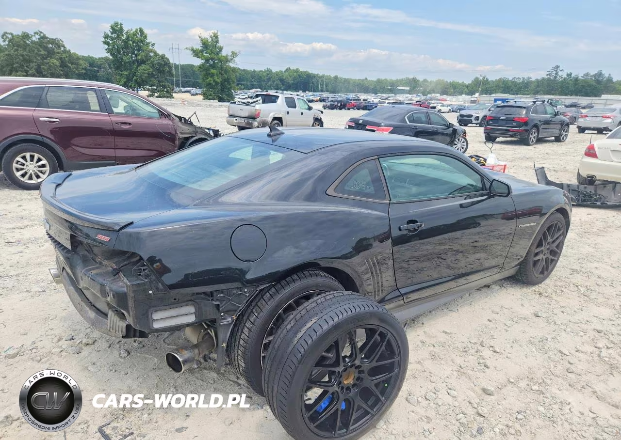 2010 Chevrolet Camaro Ss VIN:2G1FT1EW3A9158899 - 3