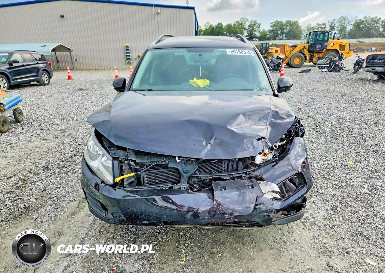 2018 Volkswagen Tiguan Limited VIN:WVGAV7AX0JK002679 - 5