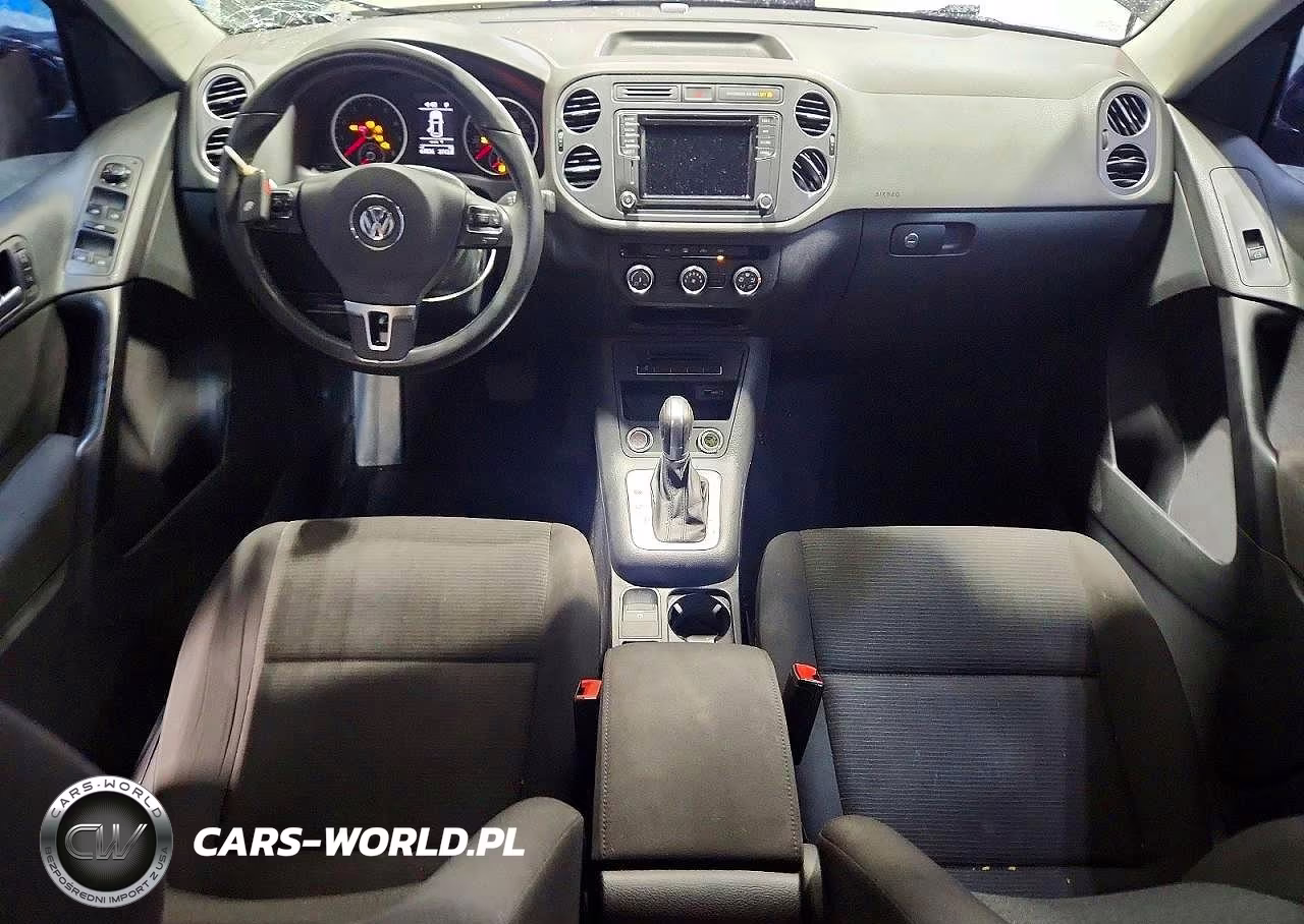 2018 Volkswagen Tiguan Limited VIN:WVGAV7AX0JK002679 - 8