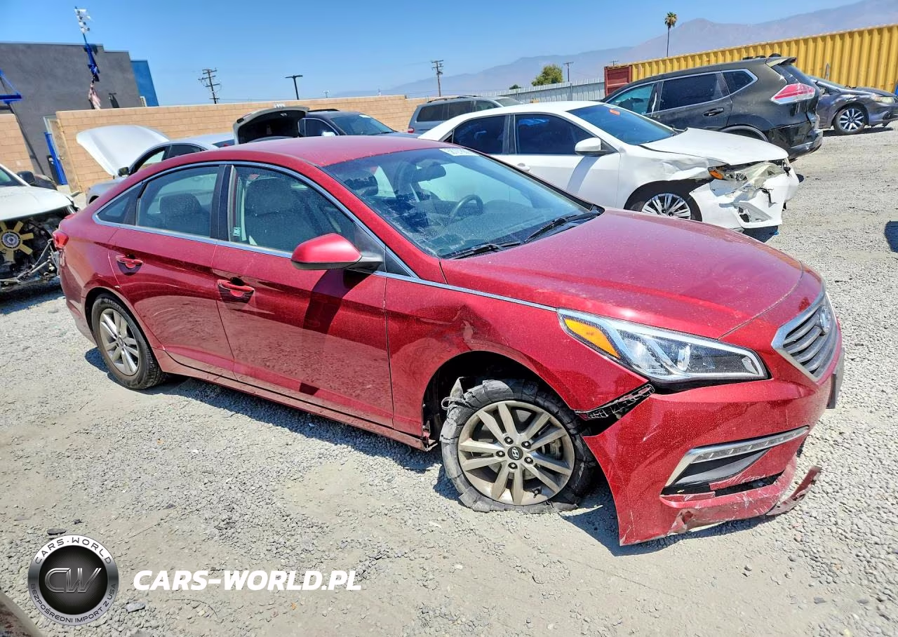 2015 Hyundai Sonata Se VIN:5NPE24AF4FH137092 - 4