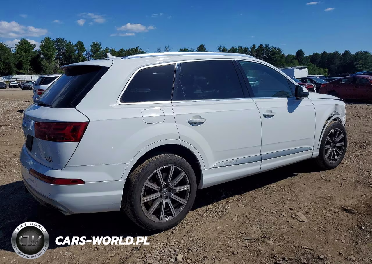 2018 Audi Q7 Premium Plus VIN:WA1LAAF71JD028267 - 3