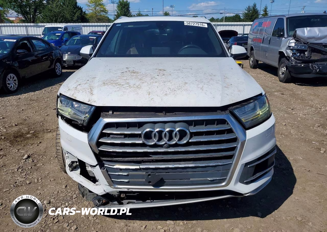 2018 Audi Q7 Premium Plus VIN:WA1LAAF71JD028267 - 5