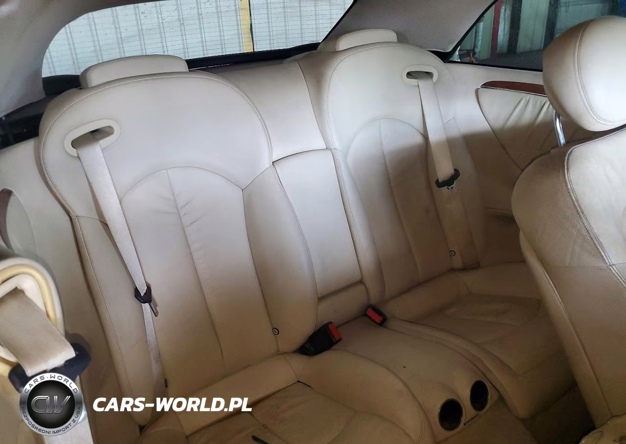 2007 Mercedes-Benz Clk 350 VIN:WDBTK56F87F213784 - 10