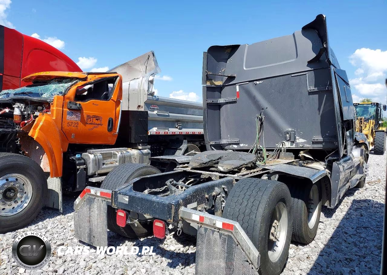 2020 Western Star 5700 VIN:5KJJBHDR2LLLP7621 - 4