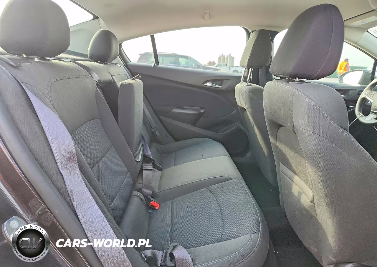 2017 Chevrolet Cruze Lt VIN:1G1BE5SM7H7251424 - 10