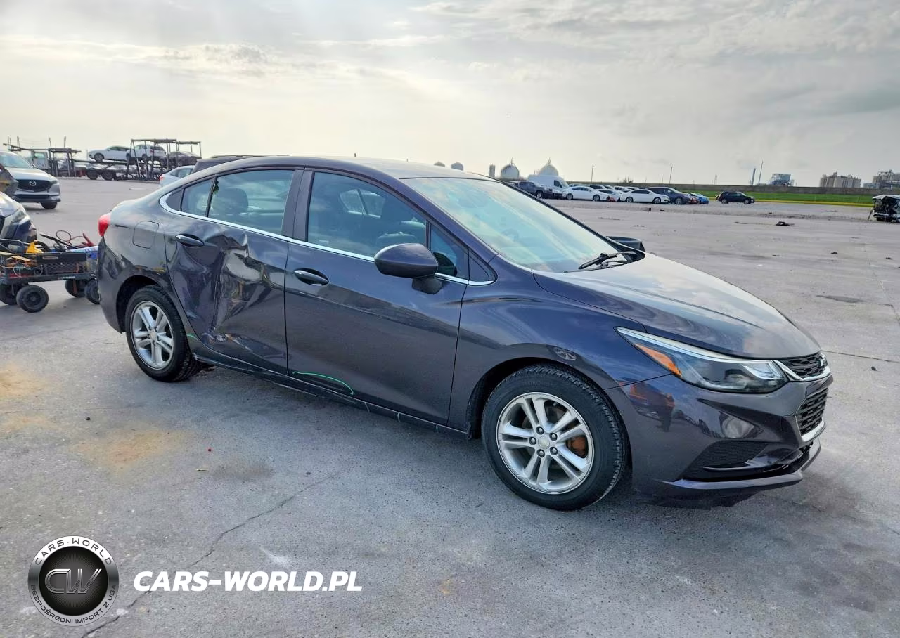 2017 Chevrolet Cruze Lt VIN:1G1BE5SM7H7251424 - 4
