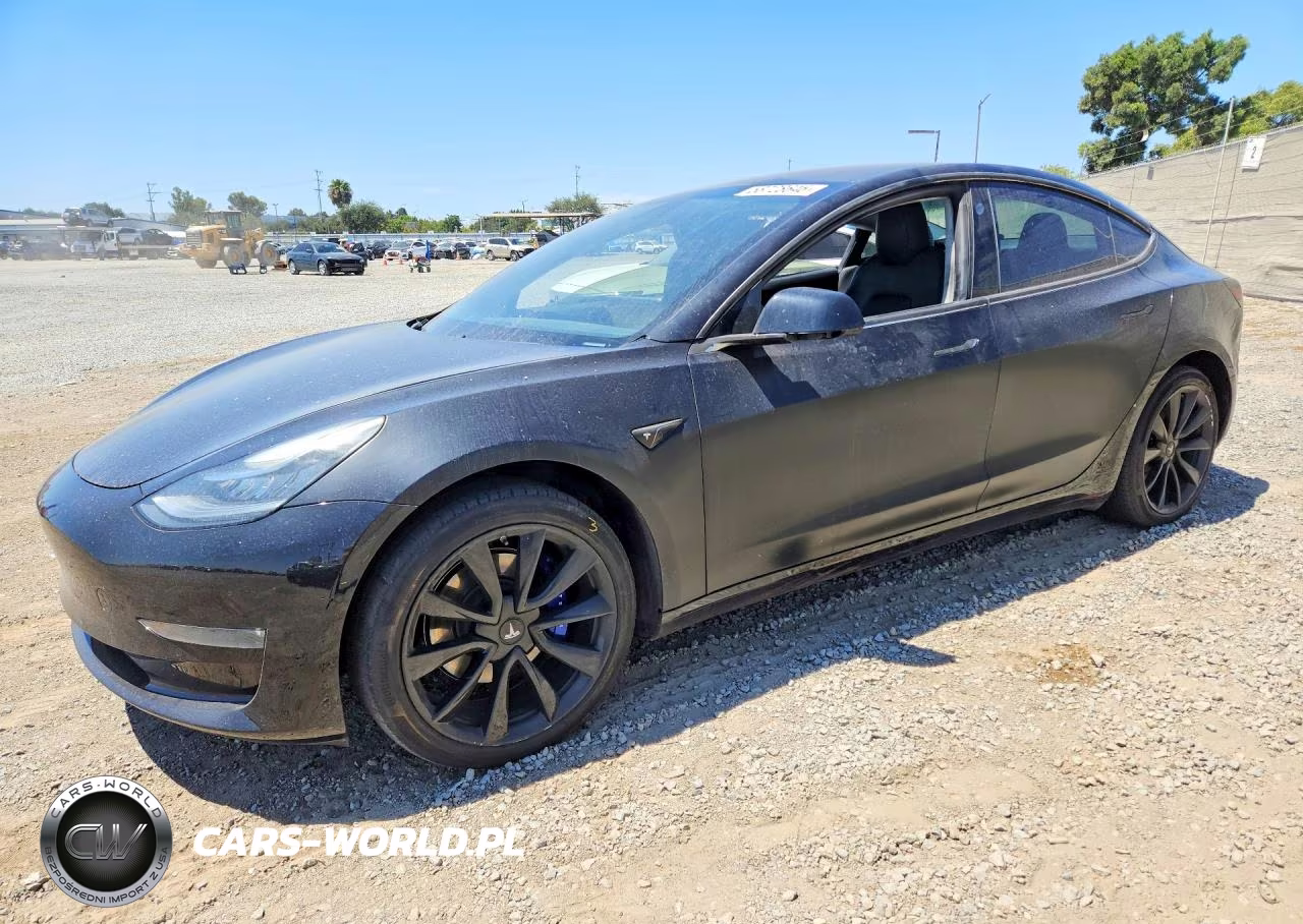 2018 Tesla Model 3 – zdjęcie 1 z 12