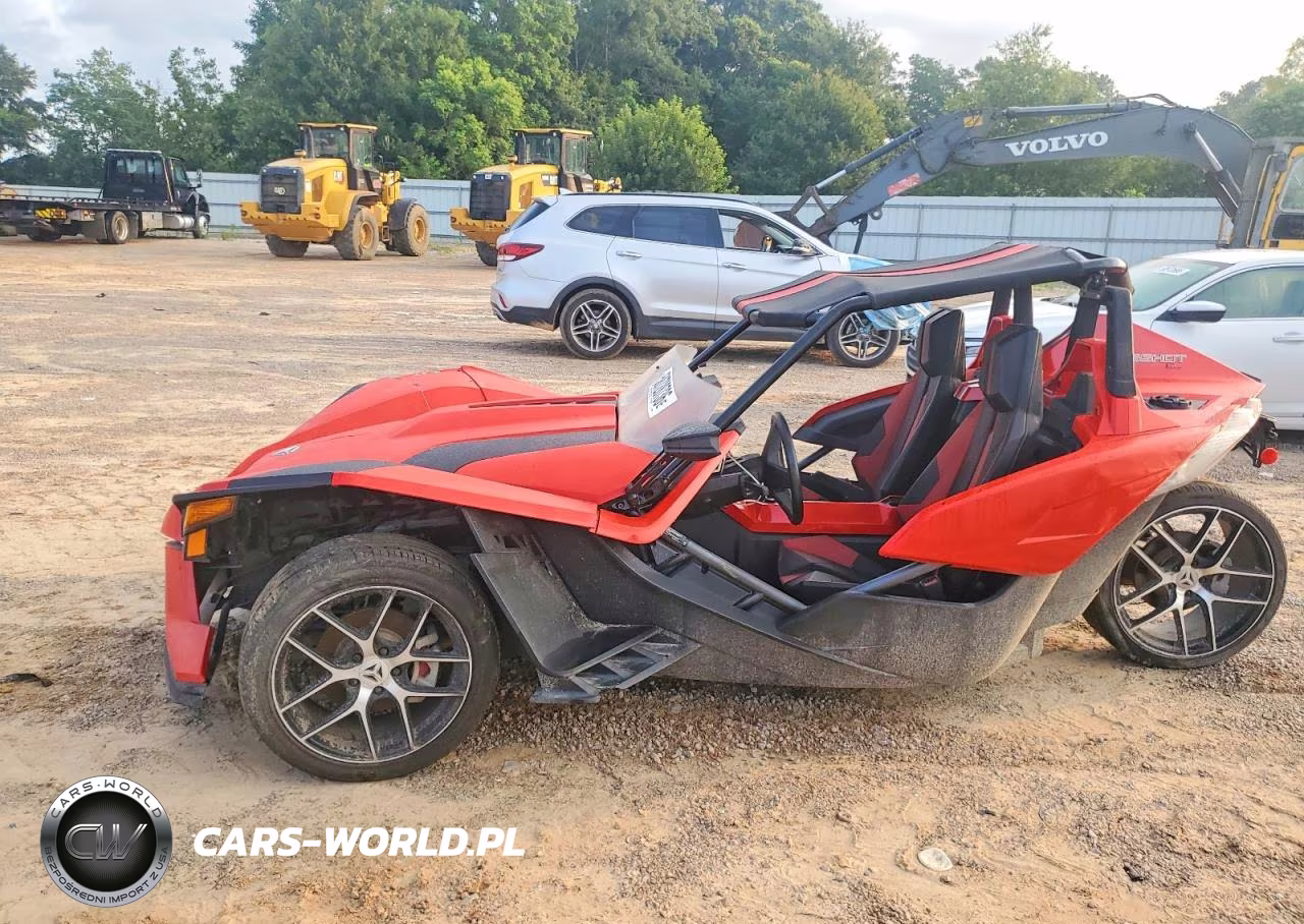 2016 Polaris Slingshot Sl VIN:57XAAPFA7G5109859 - 3