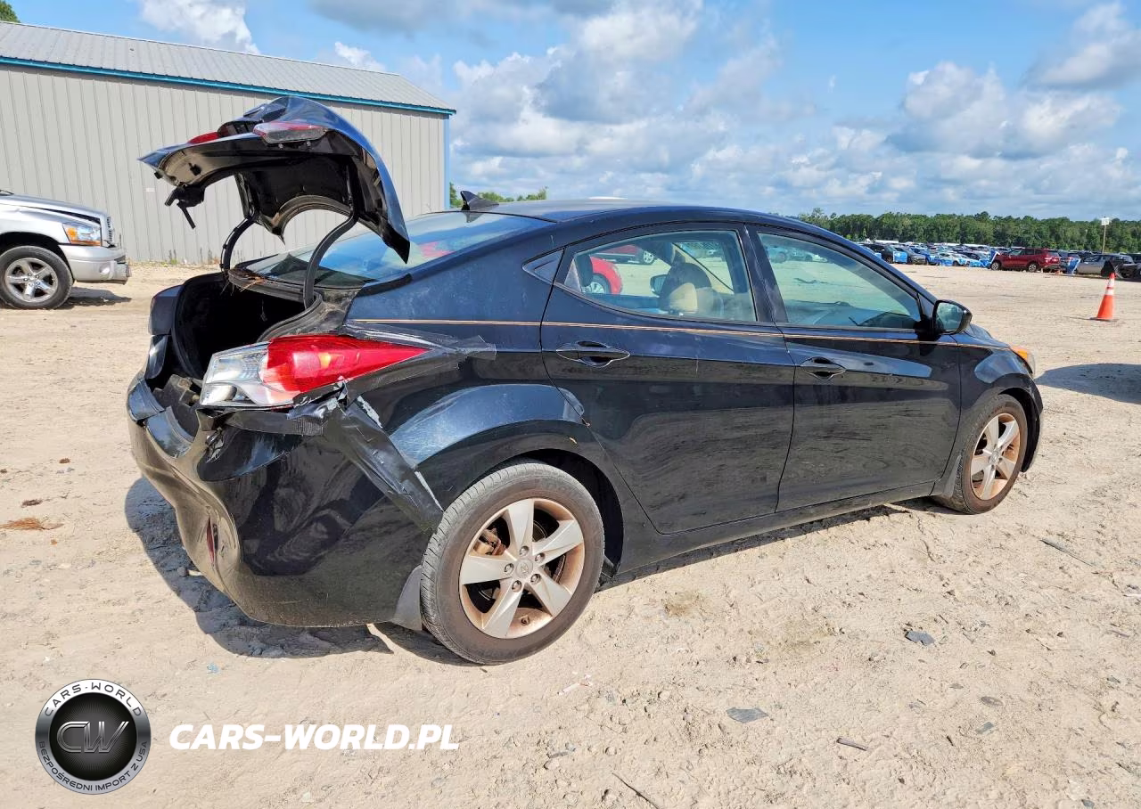 2013 Hyundai Elantra Gls VIN:5NPDH4AE4DH283992 - 3