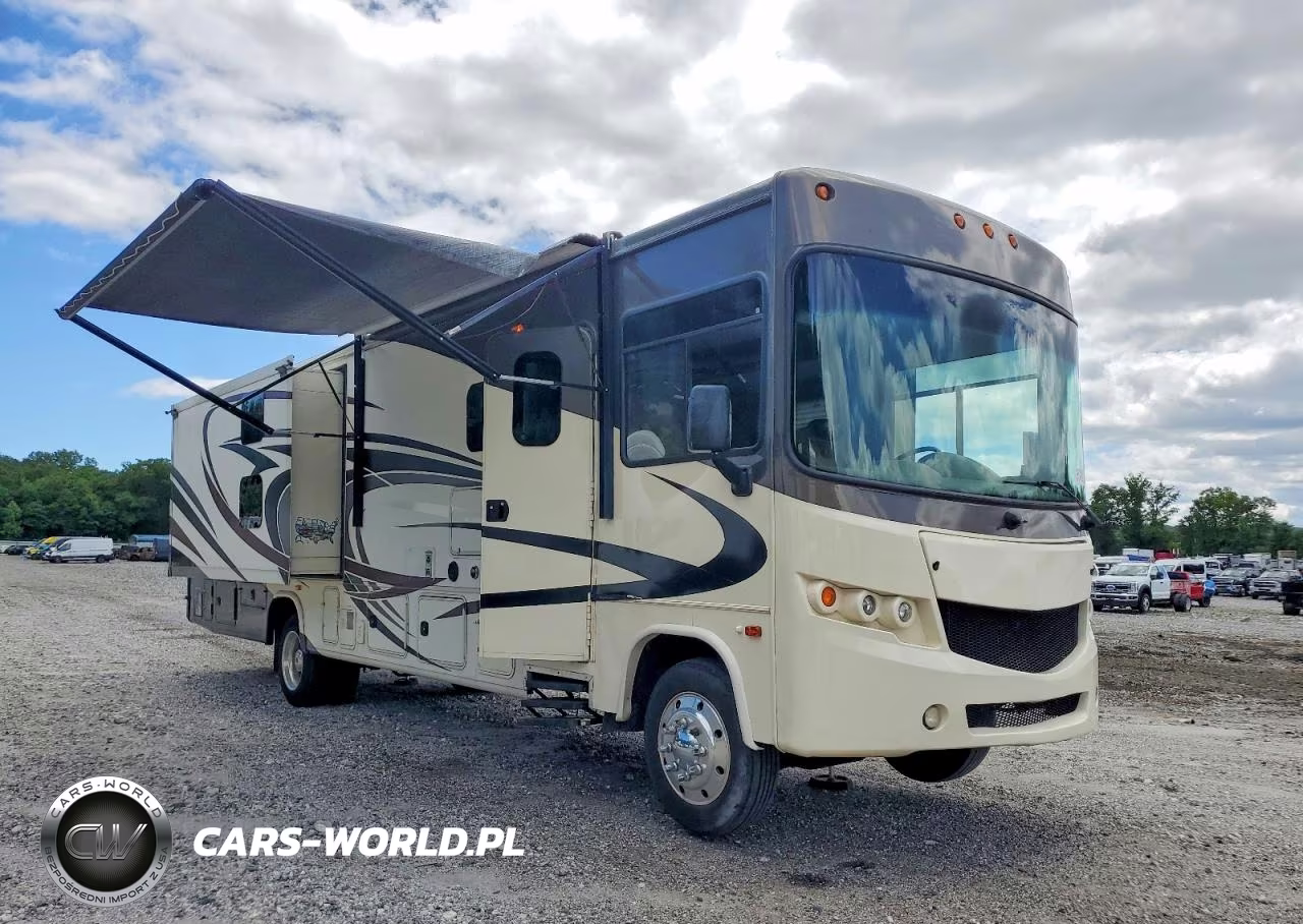 2017 Ford F53 - Rv – zdjęcie 1 z 10