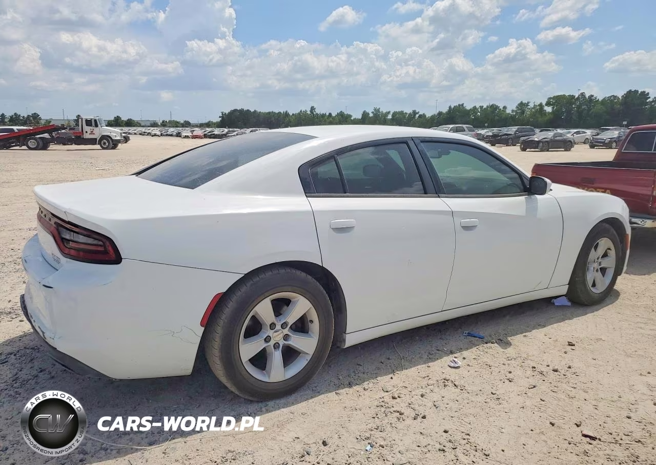 2017 Dodge Charger Se VIN:2C3CDXBG8HH625486 - 3
