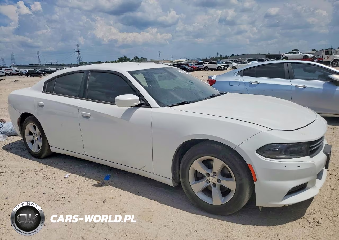 2017 Dodge Charger Se VIN:2C3CDXBG8HH625486 - 4