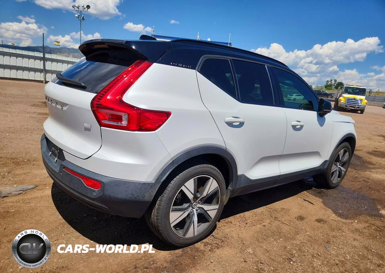 2021 Volvo Xc40 Recharge VIN:YV4ED3UR8M2574745 - 3