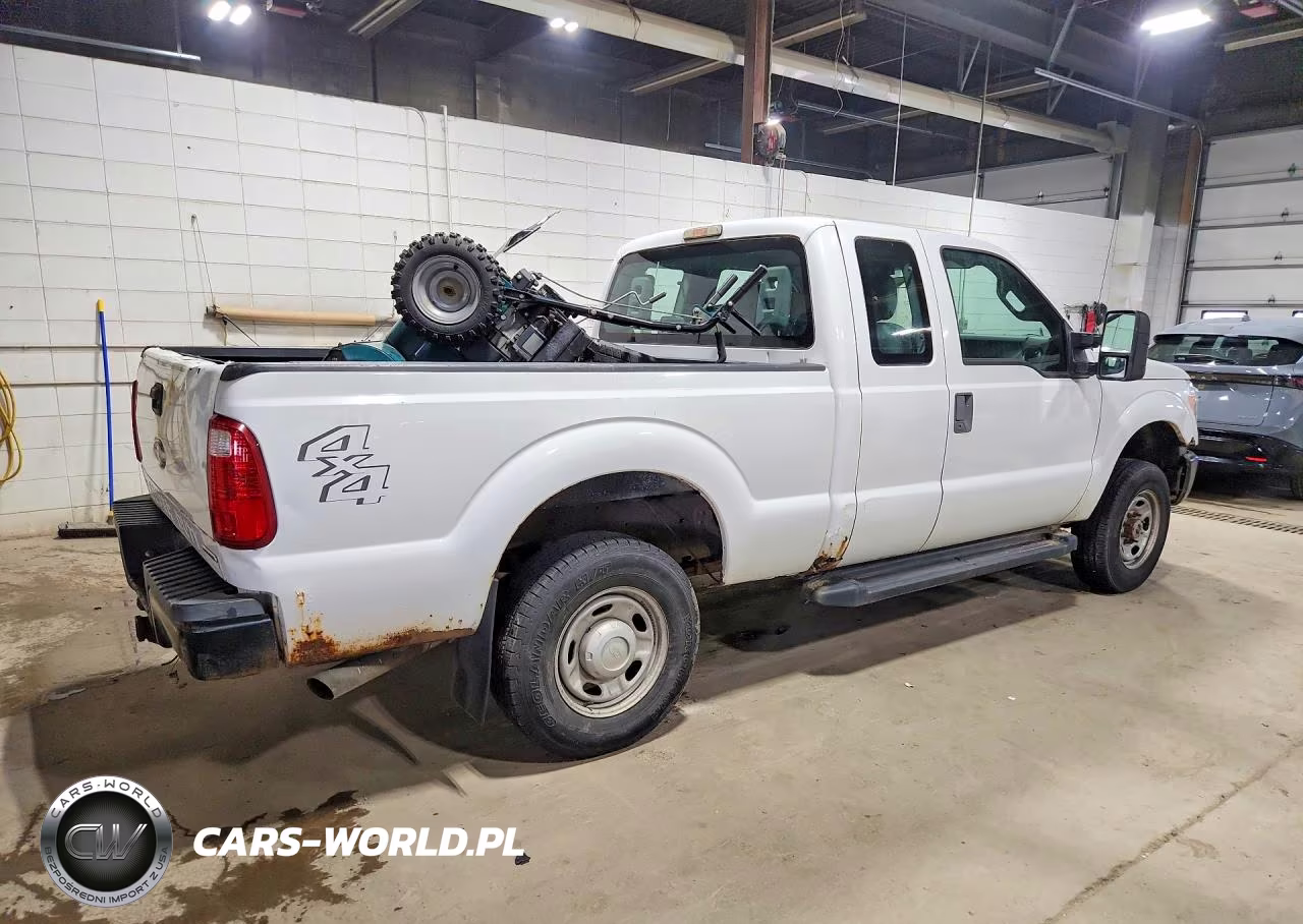 2012 Ford F250 Super Duty VIN:1FT7X2B67CEC15177 - 3